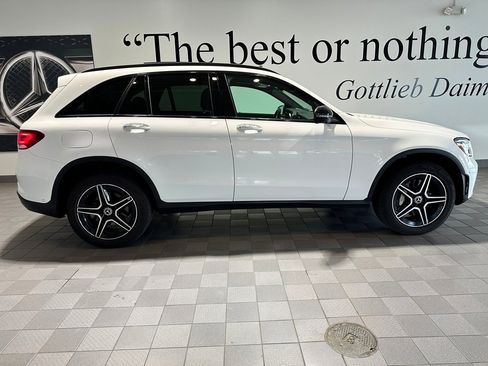 Certified 2022 Mercedes-Benz GLC 300 4MATIC image 3