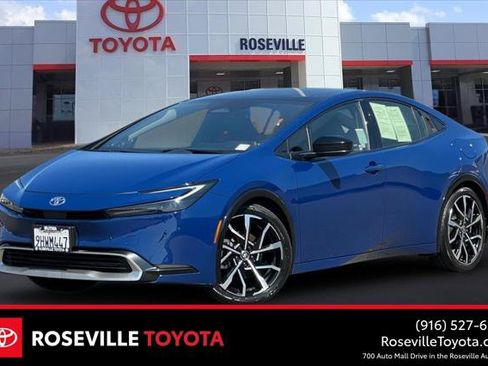 Certified 2023 Toyota Prius Prime Premium FWD image 1