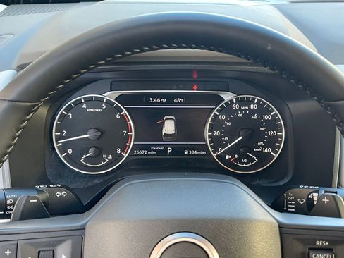 Used 2025 Nissan Rogue SV image 42