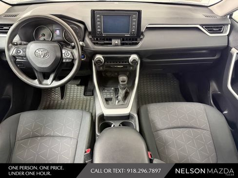 Used 2021 Toyota RAV4 XLE AWD/4WD image 37