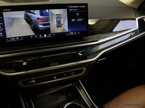 Used 2026 BMW X7 xDrive40i AWD/4WD image 26