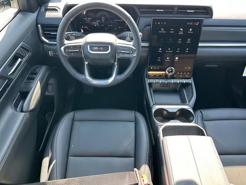 New 2026 GMC Terrain Elevation w/ Elevation Premium Package image 24