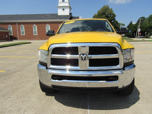 Used 2017 RAM 2500 Tradesman w/ Chrome Appearance Group image 8