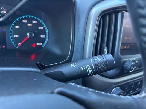 Used 2022 Chevrolet Colorado Z71 image 35