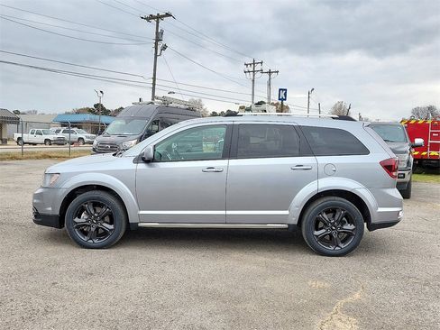 Used 2020 Dodge Journey Crossroad image 3