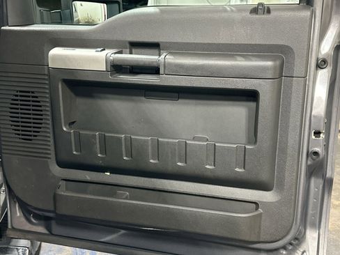 Used 2014 Ford F350 Lariat w/ Chrome Package image 36