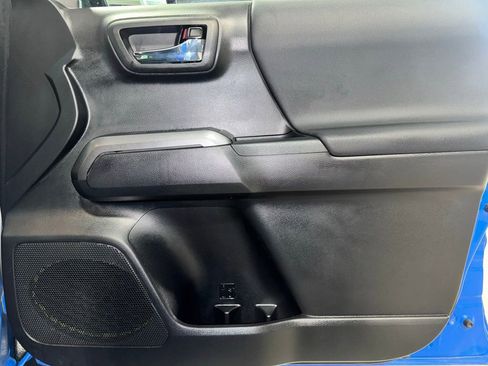 Used 2021 Toyota Tacoma TRD Sport image 26