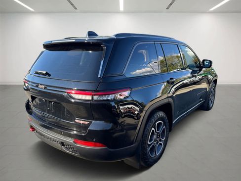 Used 2022 Jeep Grand Cherokee Trailhawk image 6