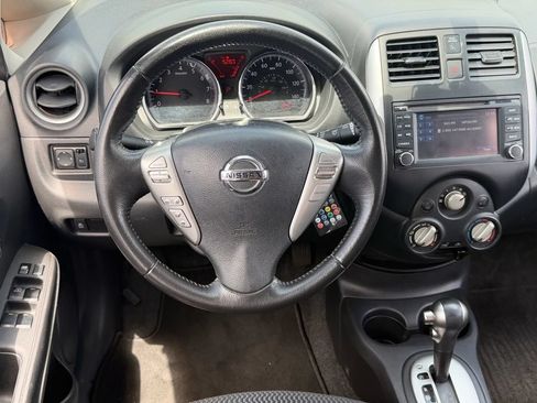 Used 2014 Nissan Versa Note SV w/ SL Package FWD image 12