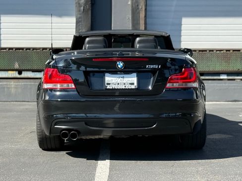 Used 2012 BMW 135i Convertible RWD image 4