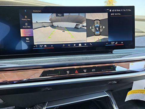 New 2025 BMW i7 xDrive60 image 26