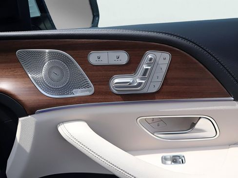 Certified 2026 Mercedes-Benz GLE 450 4MATIC image 8