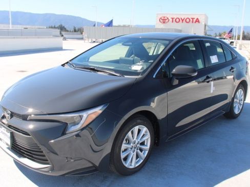 New 2026 Toyota Corolla XLE image 6