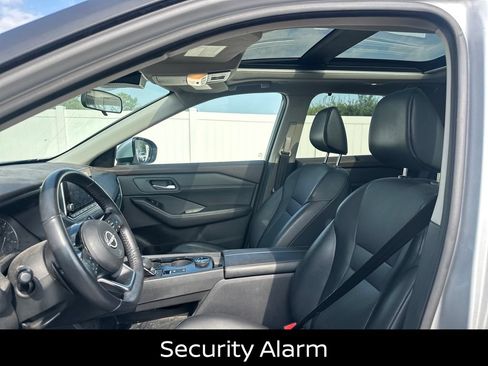 Certified 2023 Nissan Rogue SV w/ SV Premium B Package AWD/4WD image 8