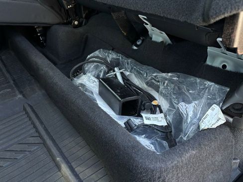 Used 2022 GMC Sierra 2500 AT4 w/ AT4 Premium Plus Package image 32