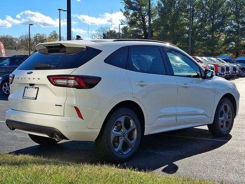 New 2024 Ford Escape ST-Line Select w/ Tech Pack #2 image 3