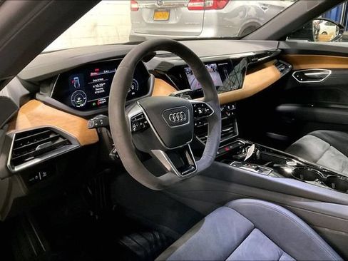 Certified 2023 Audi e-tron GT Premium Plus AWD/4WD image 14