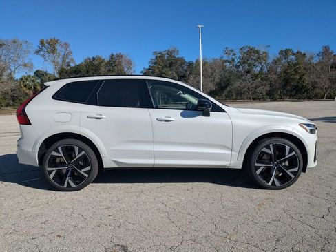 New 2026 Volvo XC60 T8 Ultra w/ Protection Package Premier AWD/4WD image 7