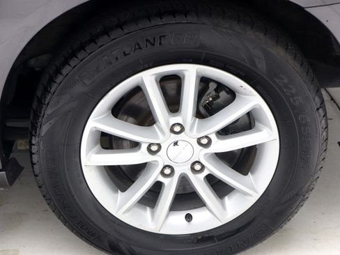 Used 2020 Dodge Grand Caravan SXT FWD image 28