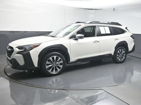 Used 2023 Subaru Outback Touring XT w/ Tech Package 2 AWD/4WD image 4