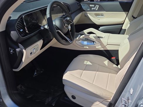 New 2026 Mercedes-Benz GLE 450 4MATIC image 9