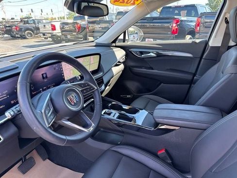 Used 2024 Buick Envision Preferred AWD/4WD image 10