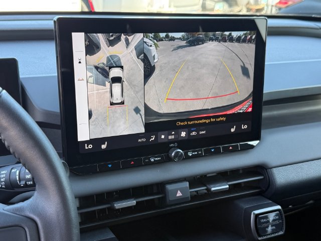 Used 2026 Toyota RAV4 XSE AWD/4WD image 21