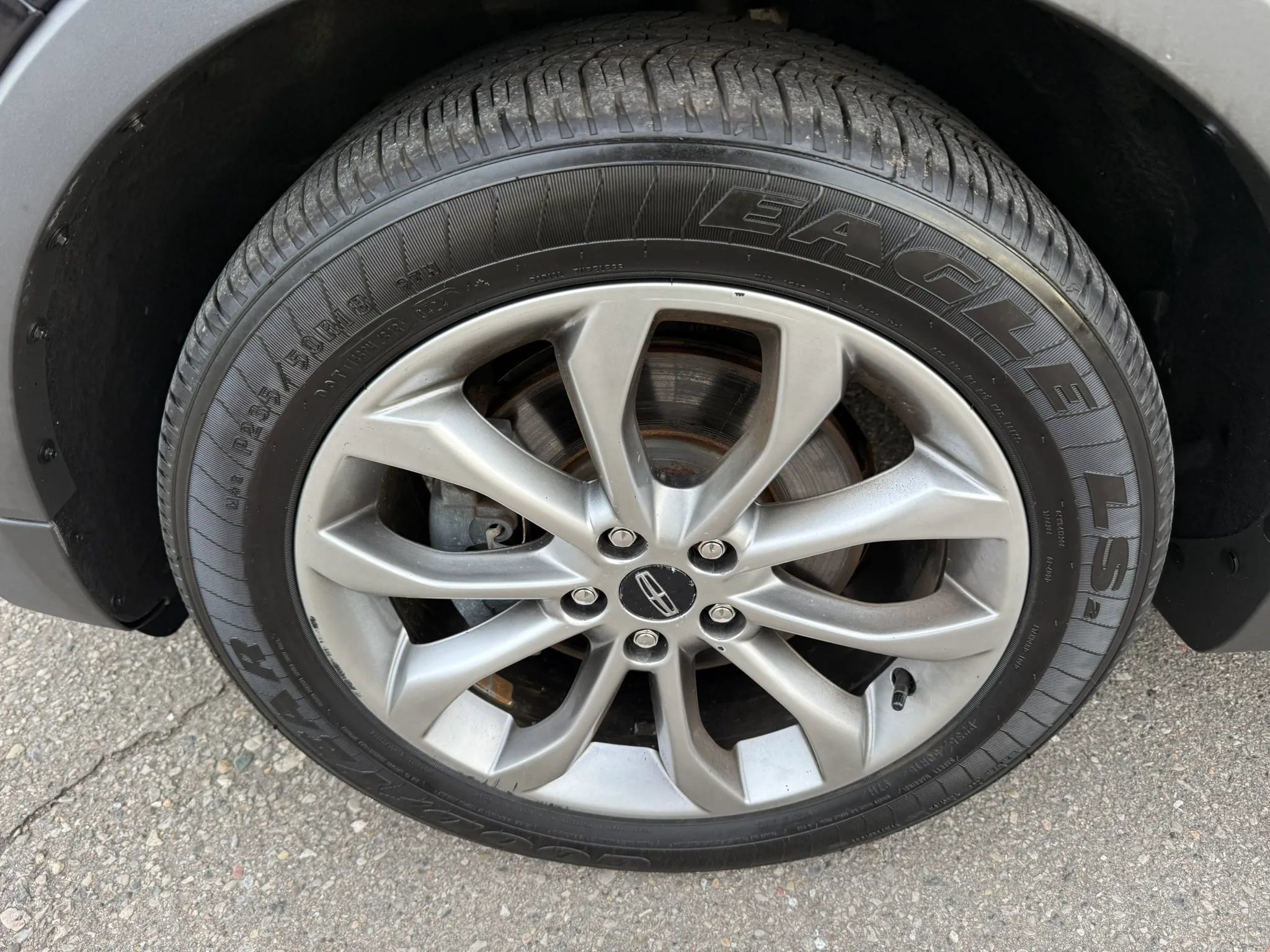 Used 2019 Lincoln MKC Select w/ MKC Climate Package FWD image 9