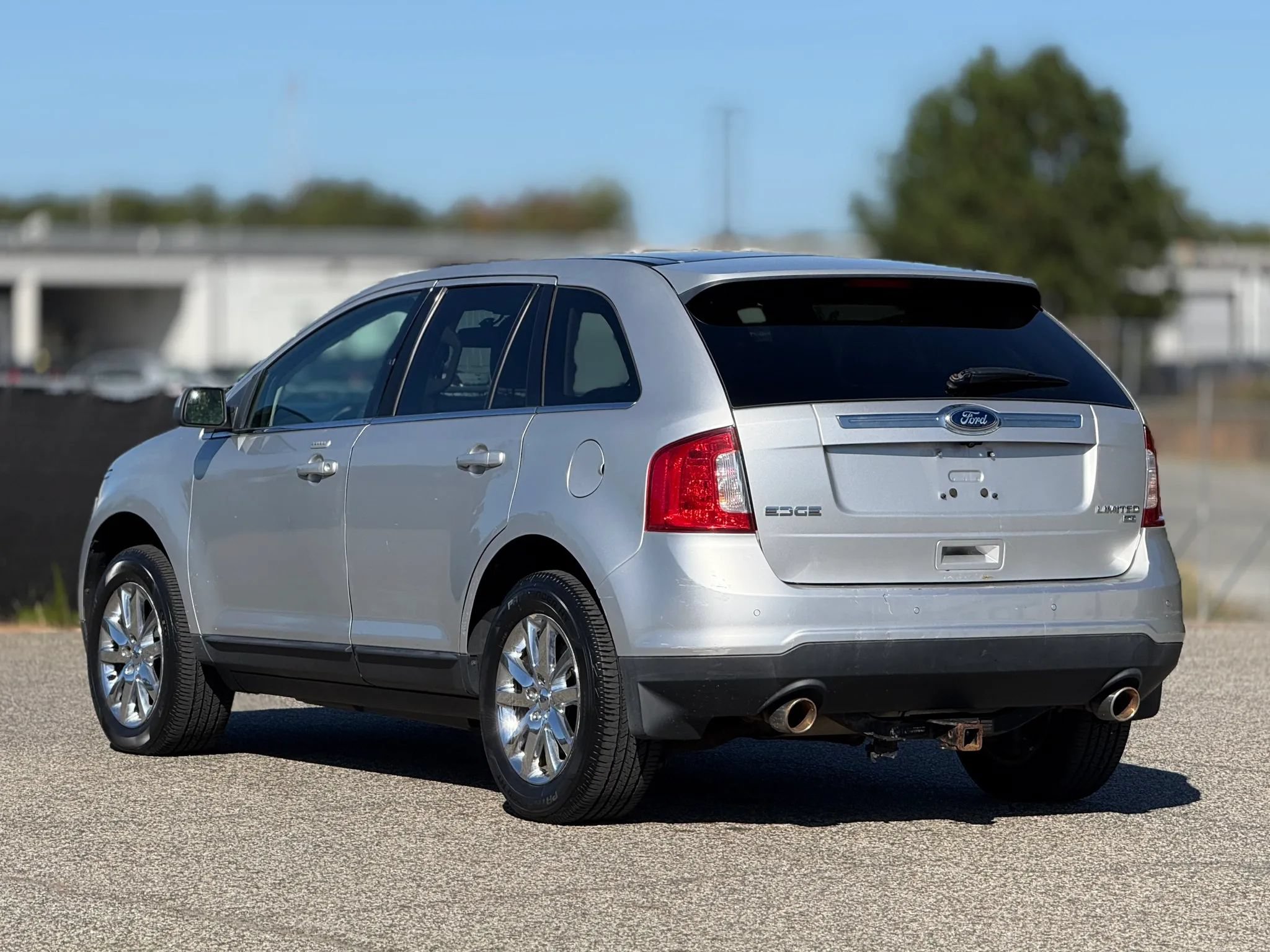 Used 2013 Ford Edge Limited AWD/4WD image 10