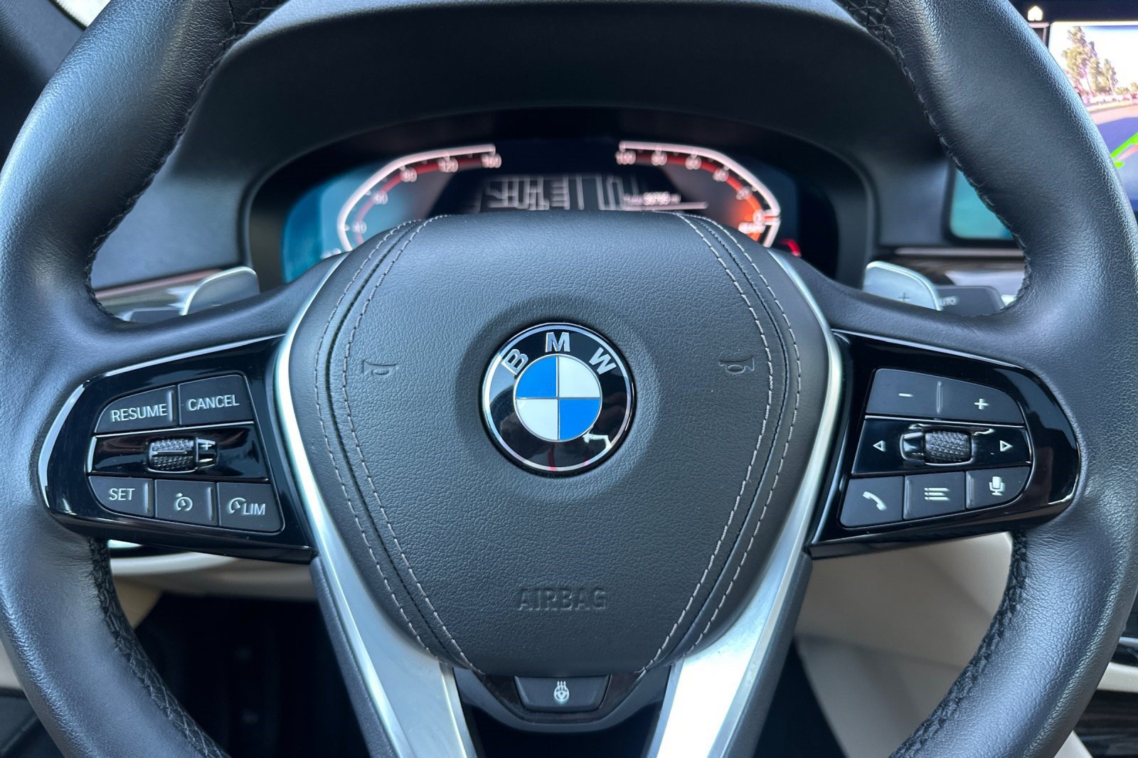 Certified 2023 BMW 540i w/ Premium Package RWD image 30