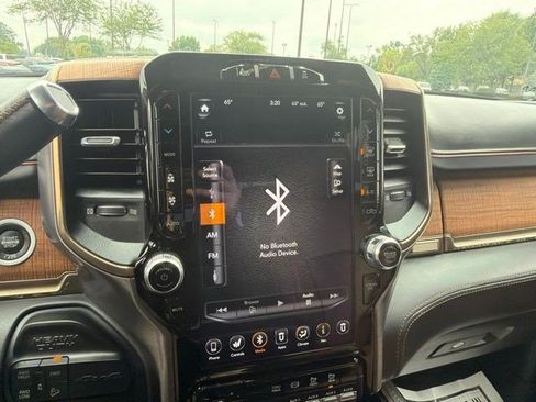 Used 2020 RAM 2500 Limited AWD/4WD image 30