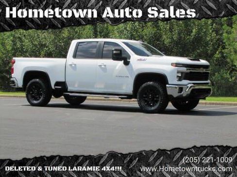 Used 2024 Chevrolet Silverado 2500 LT AWD/4WD image 1