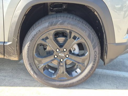 New 2026 Chevrolet Equinox LT w/ Midnight Edition FWD image 7
