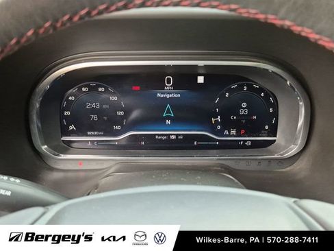Used 2022 Chevrolet Tahoe RST w/ Luxury Package AWD/4WD image 16