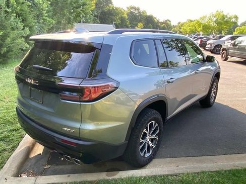Used 2025 GMC Acadia AT4 AWD/4WD image 30