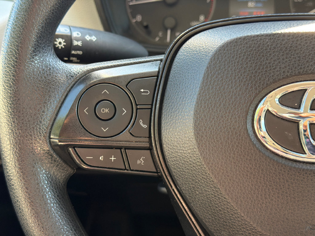 Used 2024 Toyota Corolla LE FWD image 29