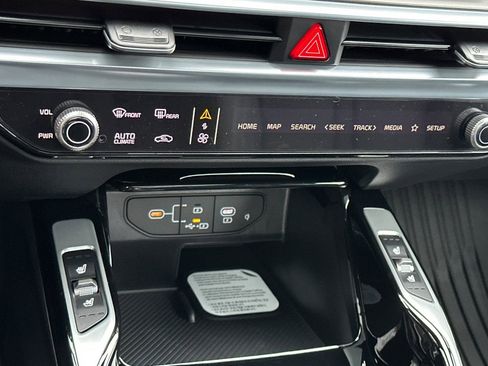 New 2026 Kia Sorento SX Prestige image 18