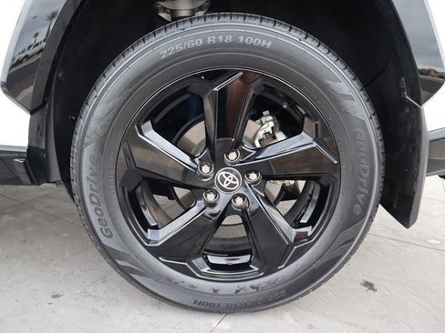 Certified 2021 Toyota RAV4 XSE image 32