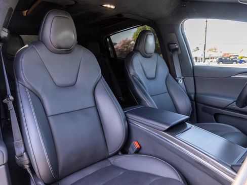 Used 2023 Tesla Model X Plaid AWD/4WD image 37
