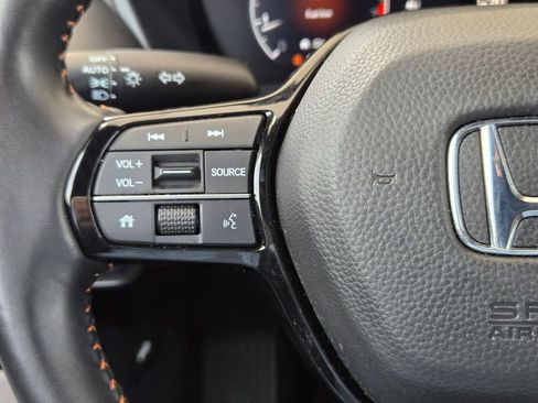 Certified 2025 Honda HR-V Sport image 20