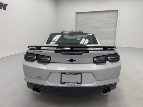 Used 2019 Chevrolet Camaro SS image 6