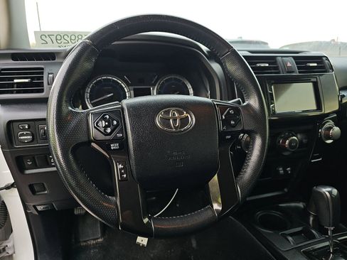 Used 2016 Toyota 4Runner TRD Pro image 10