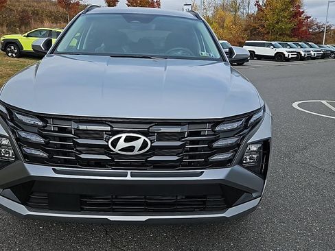 New 2026 Hyundai Tucson SEL image 2