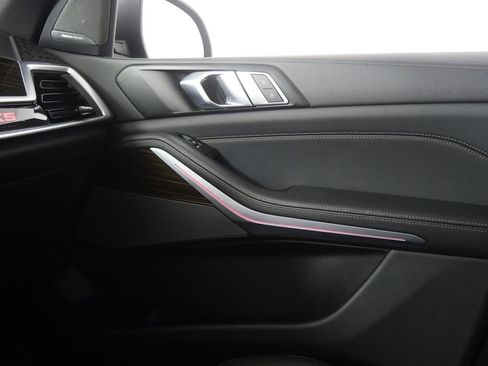 Used 2024 BMW X5 xDrive40i w/ Premium Package image 27