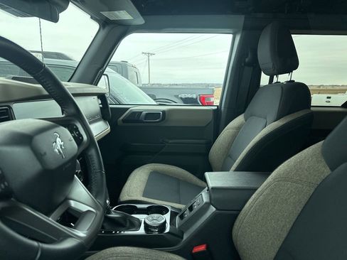 Used 2025 Ford Bronco Big Bend image 4