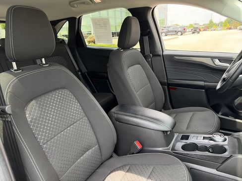 Used 2023 Ford Escape Active w/ Tech Pack #2 AWD/4WD image 12