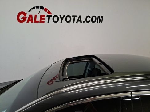 Used 2012 Acura TL w/ Technology Package FWD image 8