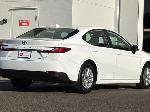 Used 2025 Toyota Camry LE FWD image 4
