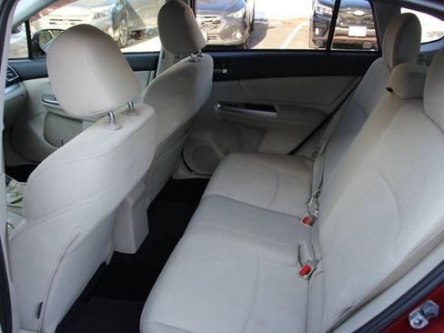 Used 2015 Subaru Crosstrek 2.0i Premium image 28