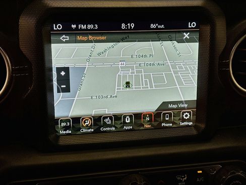 Used 2023 Jeep Wrangler Unlimited Sahara w/ Cold Weather Group AWD/4WD image 22